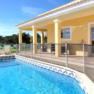 casa-dos-cotas-alvor.hotelaalgarve.com/