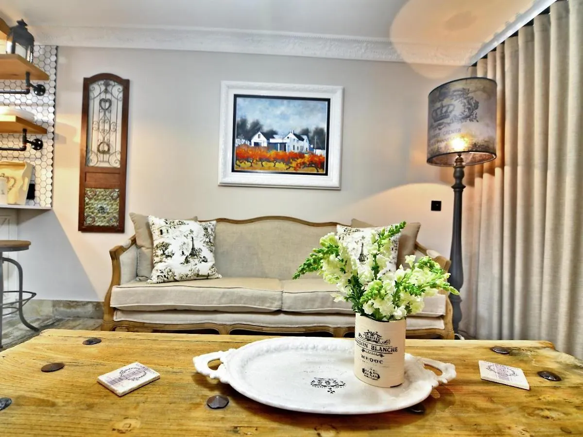 Dk Villas 4 Riverview, Hout Bay